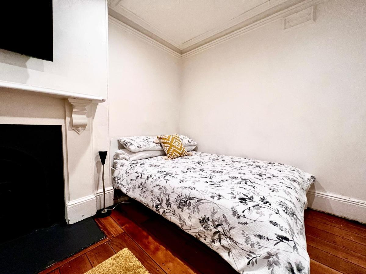 Paul'S Boutique Apartment Сидни Екстериор снимка